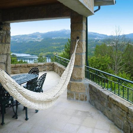 Holiday Home, Luzim Luaran gambar