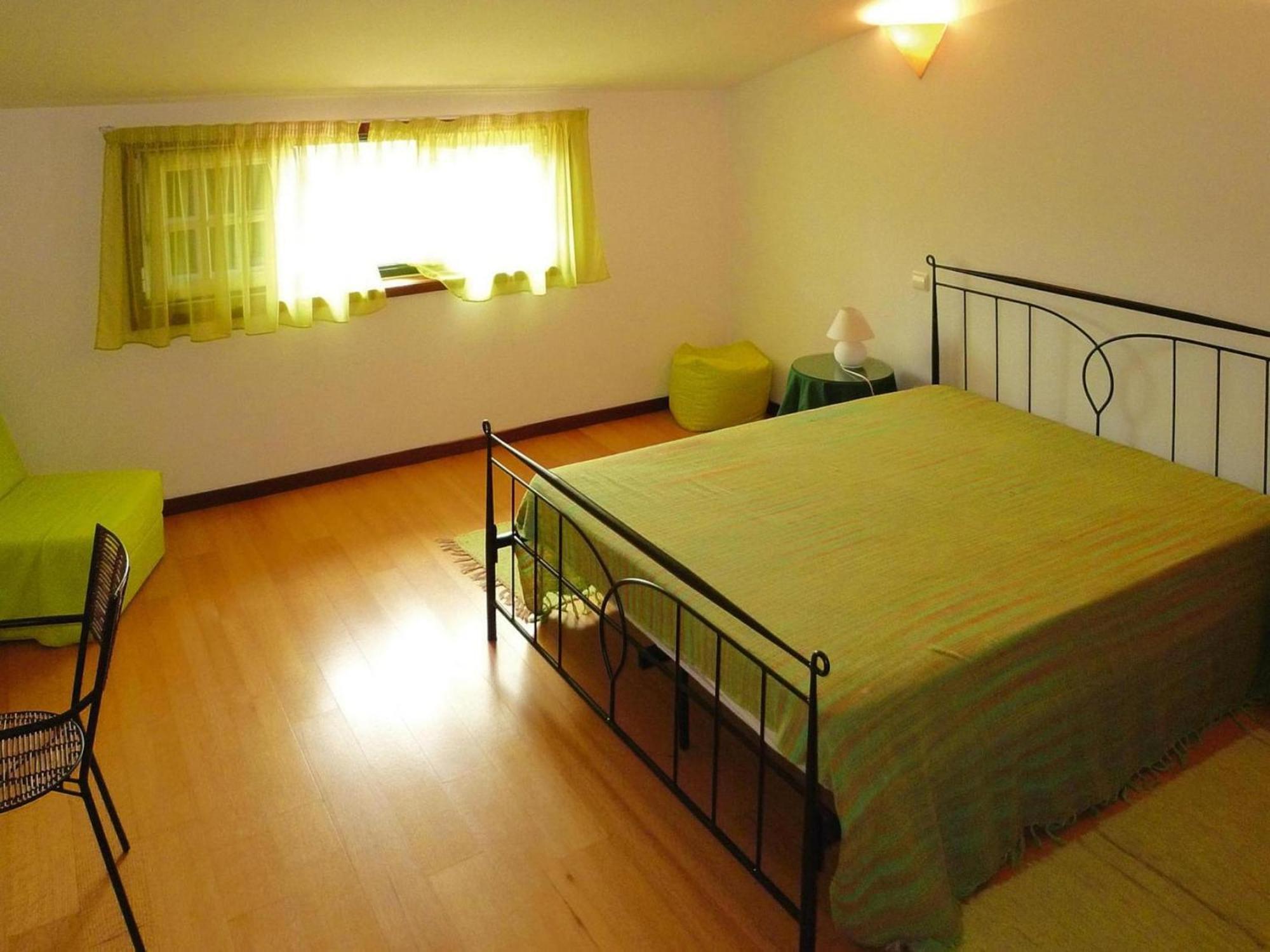 Holiday Home, Luzim Luaran gambar