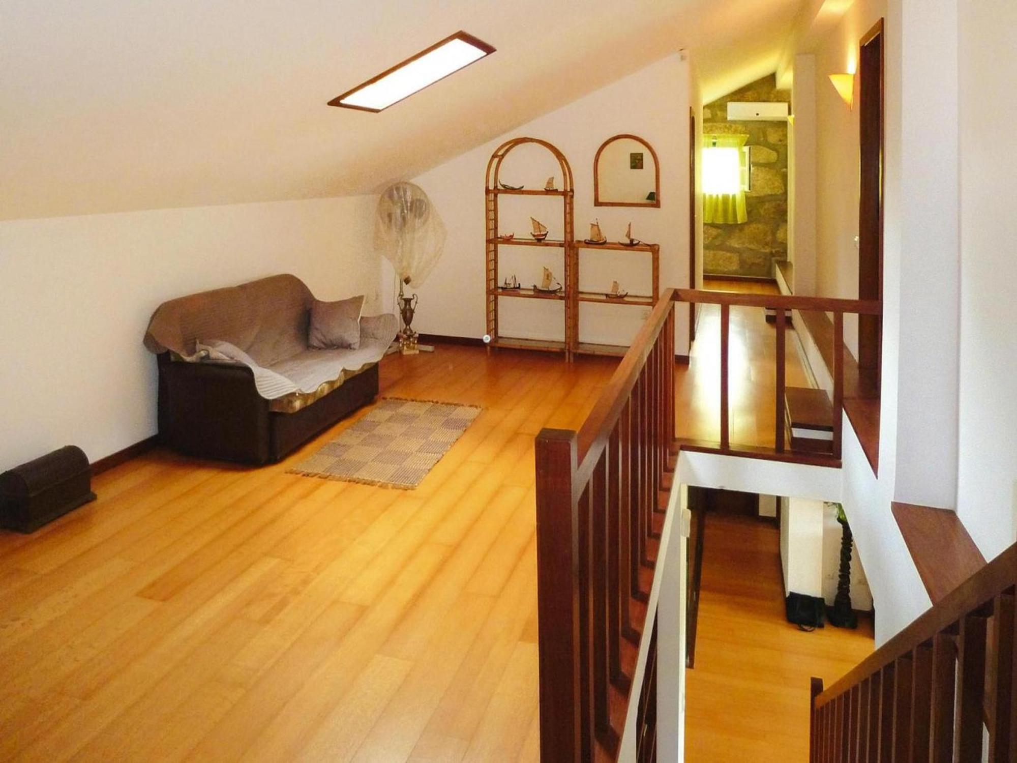 Holiday Home, Luzim Luaran gambar