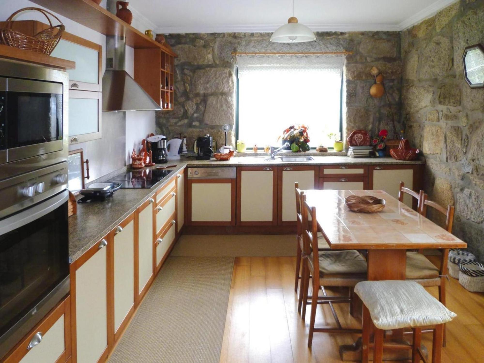 Holiday Home, Luzim Luaran gambar